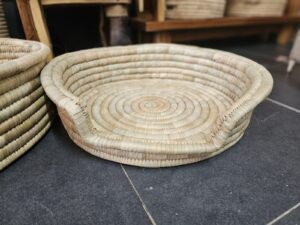 Natural Woven Pet Bed – Shallow Round Handcrafted Cat & Dog Basket